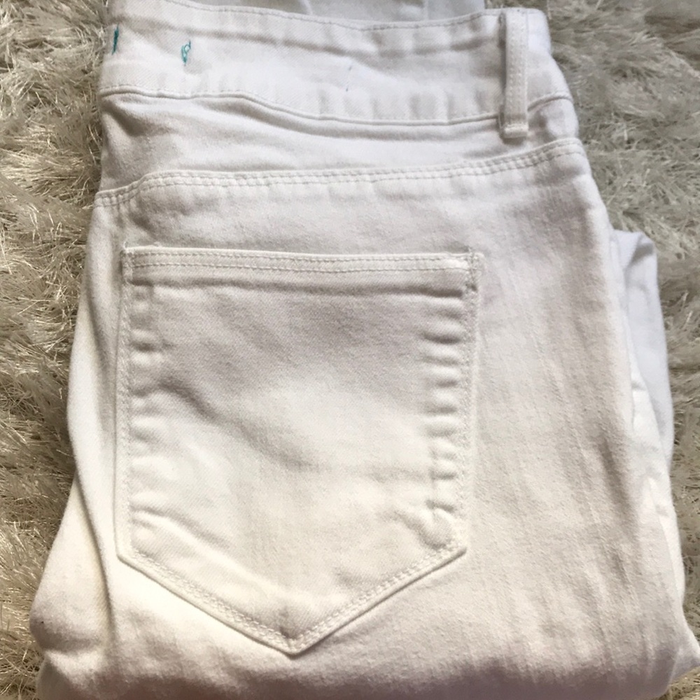 Silence + Noise high rise skinny twig jeans!